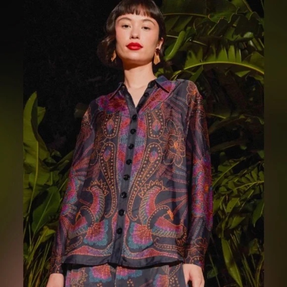 Farm Rio Paisley Button-Up Shirt - Picture 2 of 5